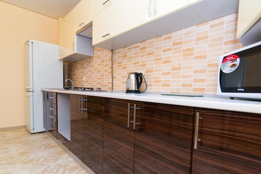 Vip Apartment On Novomestenskaya スームィ エクステリア 写真